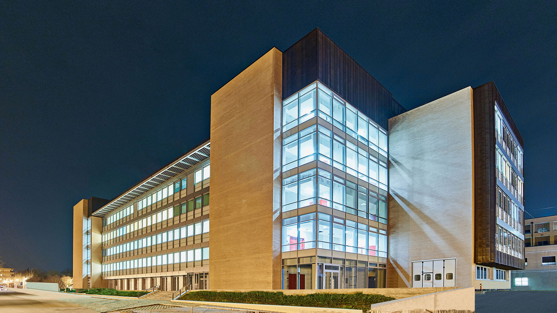 CO-RE Centro Oncoematologico IRCCS