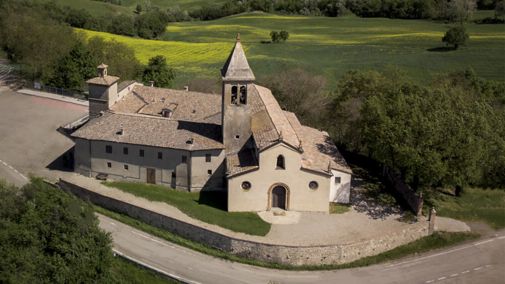 Pieve dei Santi Eleucadio e Valentino